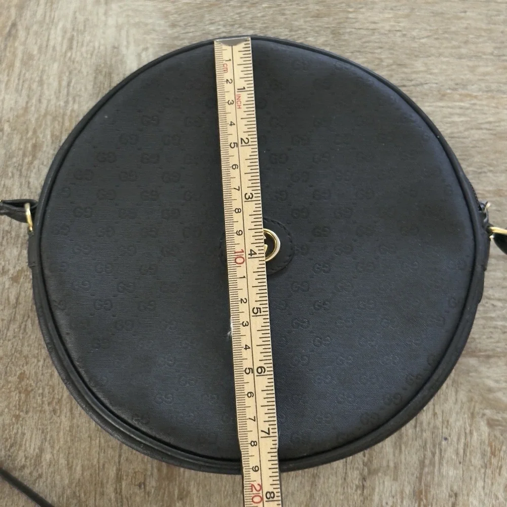 Authentic Vintage 1980s Gucci GG Mini Monogram Round Canteen Crossbody Bag Purse - Picture 11 of 12